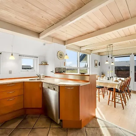 Ferienhaus Eringisl - 50m From The Sea By Interhome *